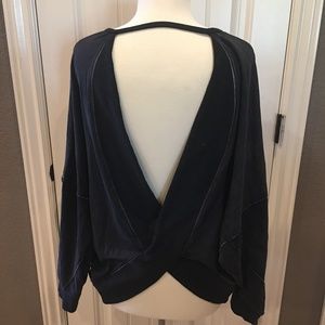 Entro Backless Sweatshirt